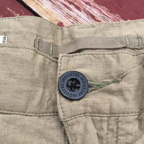 🍁INDUSTRY Casual Lenin Blend Shorts 🍁 - Picture 2 of 9